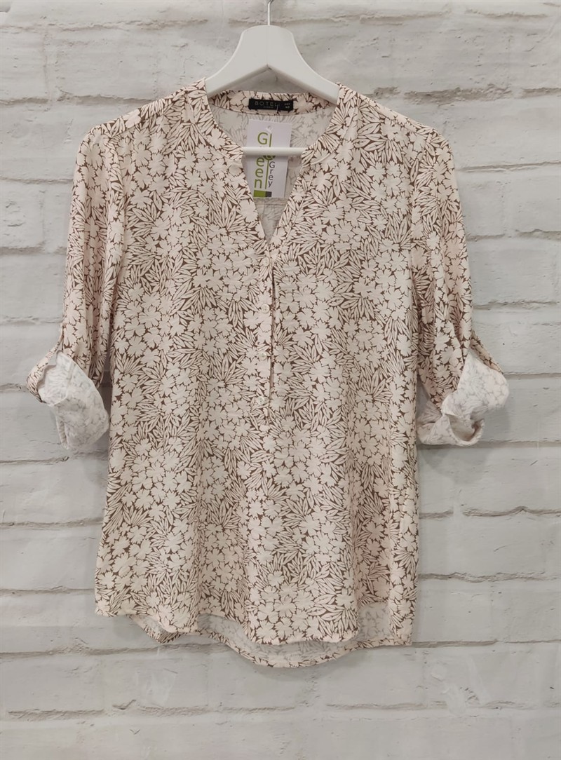 Blusa hojas cuello mao