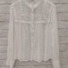 Blusa blanca estilo romántico