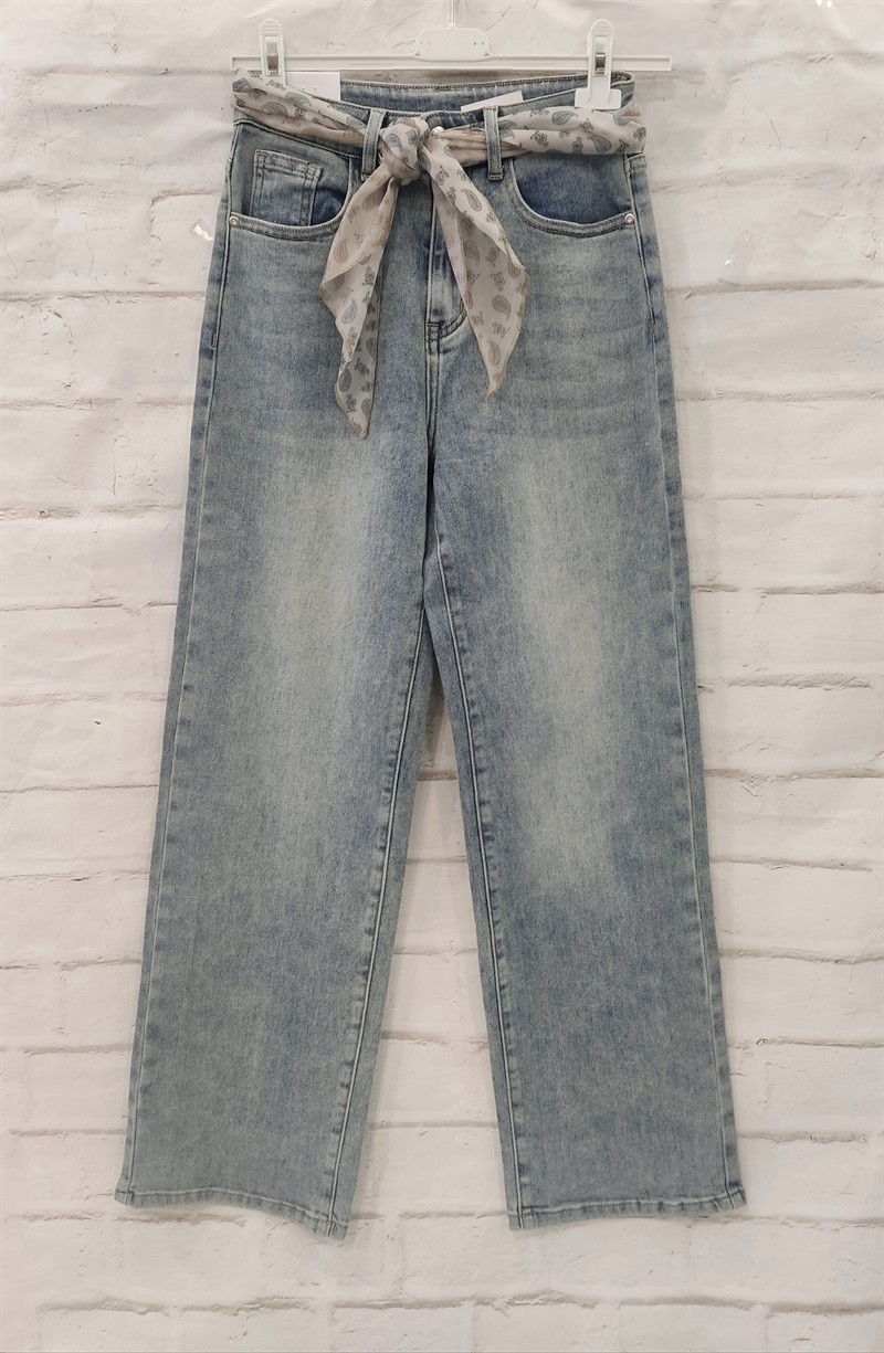 Vaquero straight fit pañuelo