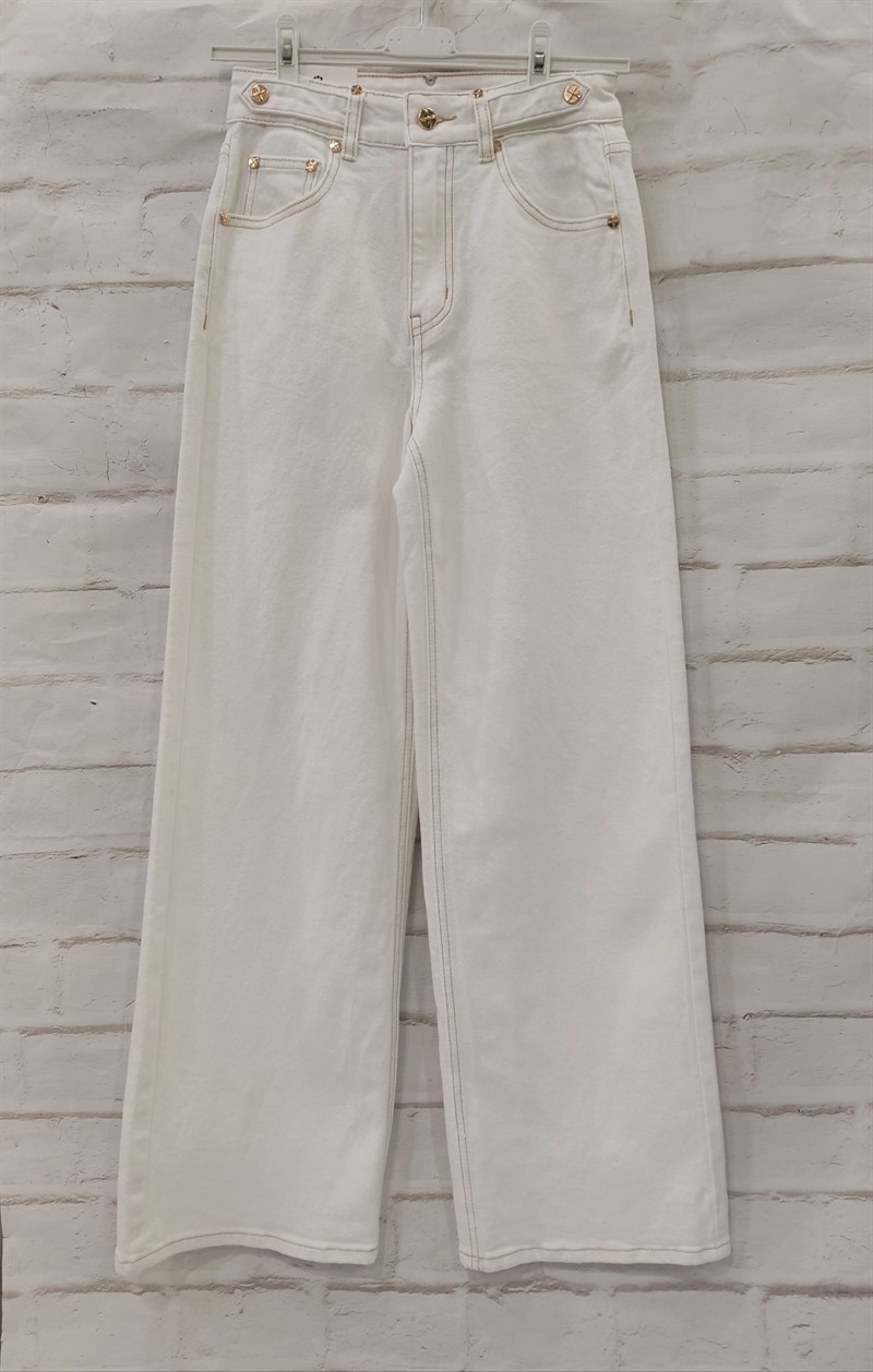 Vaquero blanco ancho prespuntes
