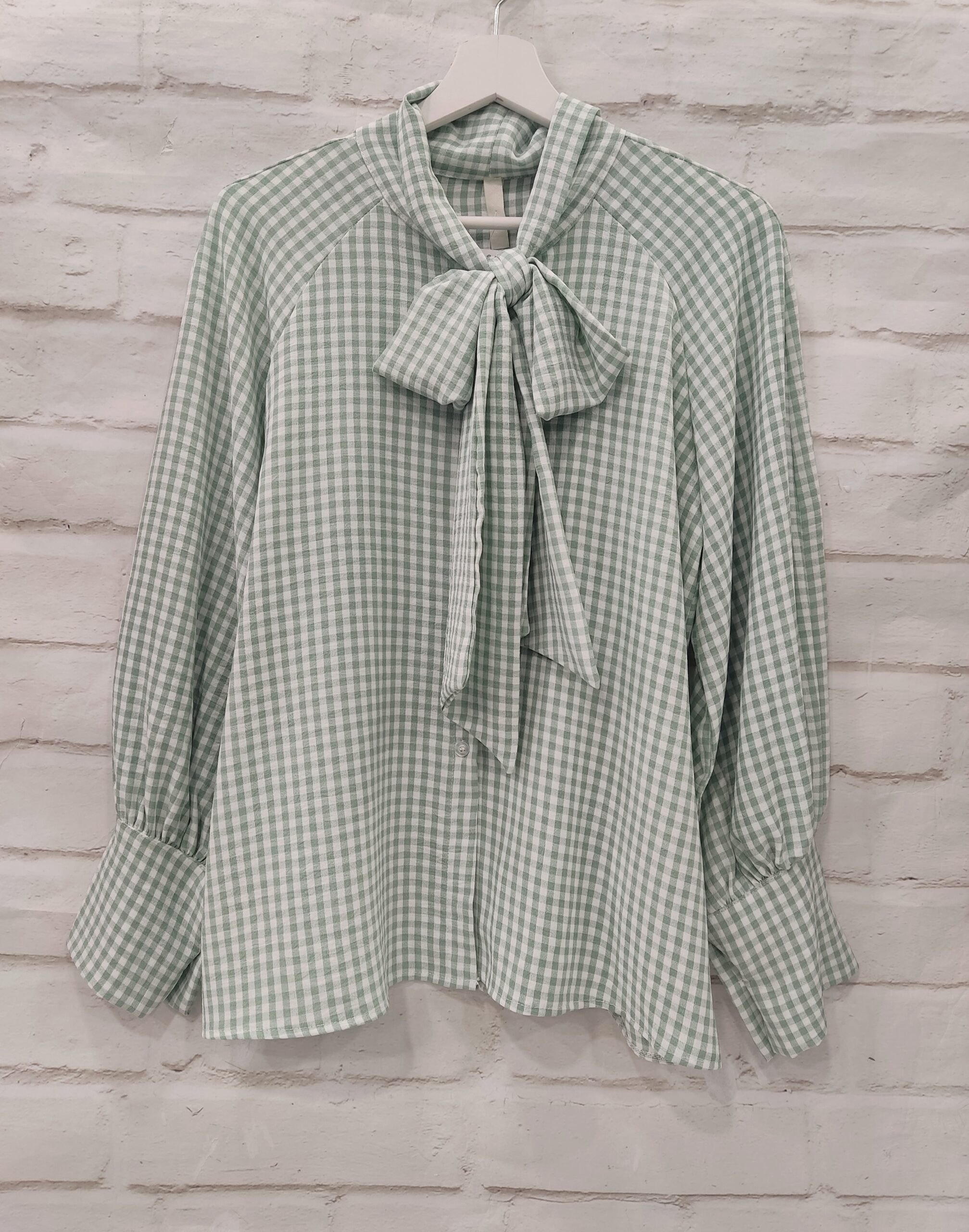 Camisa cuadros cuello lazo
