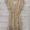 Vestido corto floreado cuello V