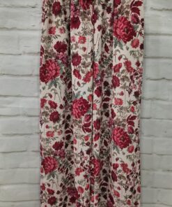 Pantalon ancho de chica floreado